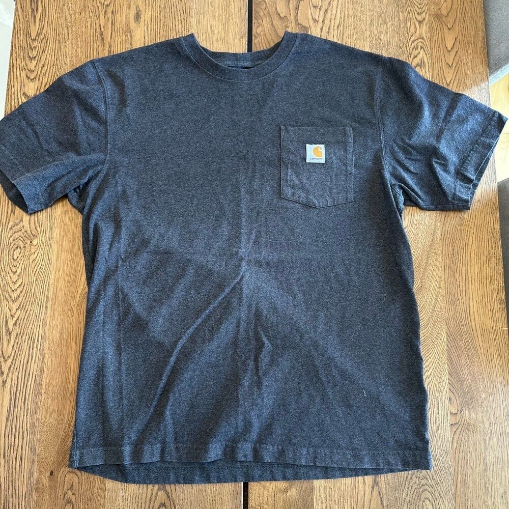 Loose Fit Carhartt Tshirt